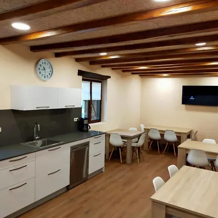 Saskarate Villa *
